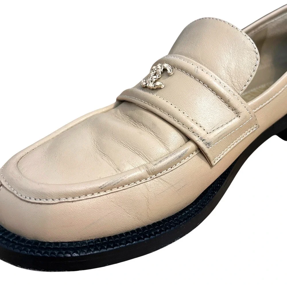 Chanel Beige Tan Lambskin Leather CC Logo Penny Loafers G37435 Size 40C